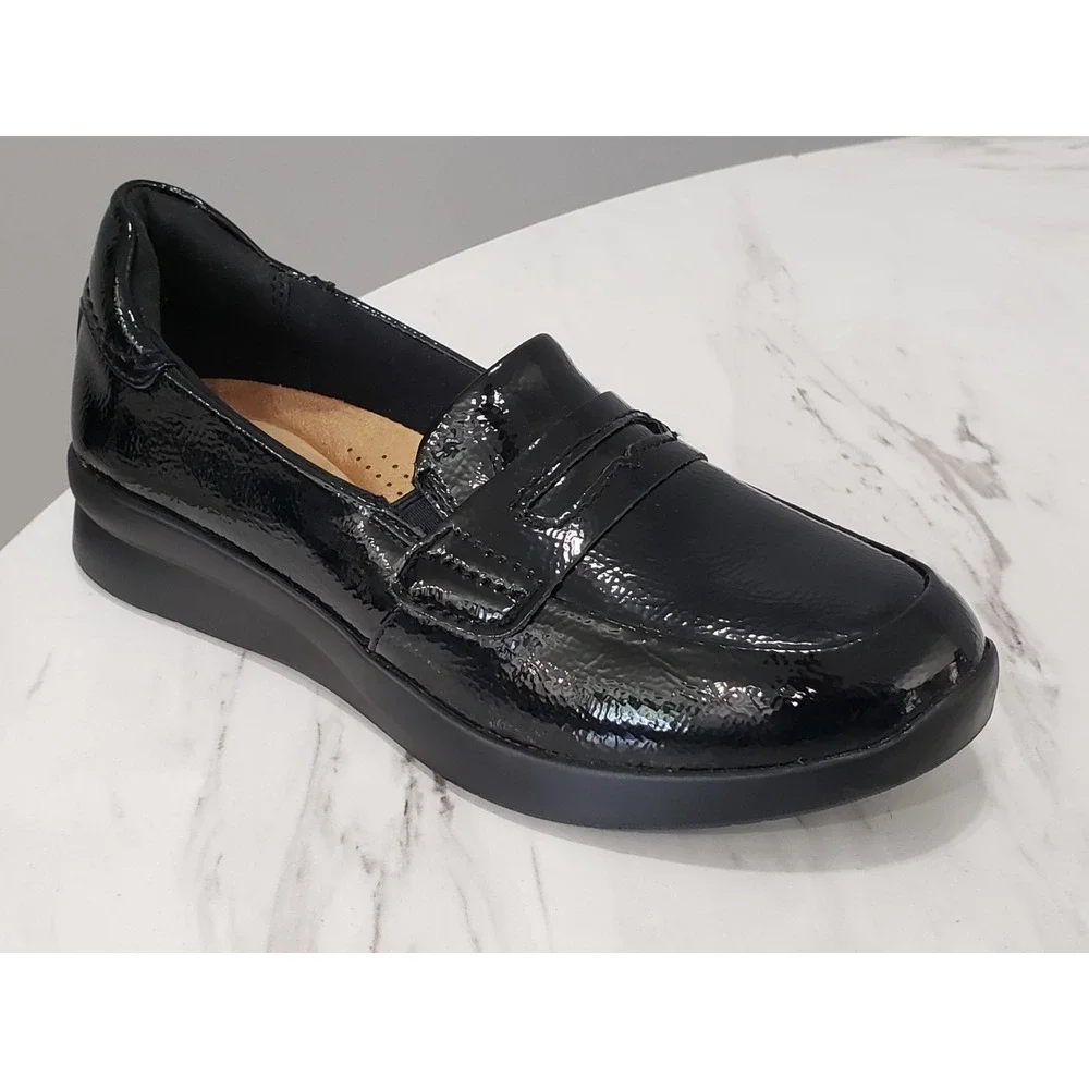 NEW NO BOX SIZE 6 CLARKS Ellowyn Penny Loafer Shoes Black Crinkle Patent LEATHER